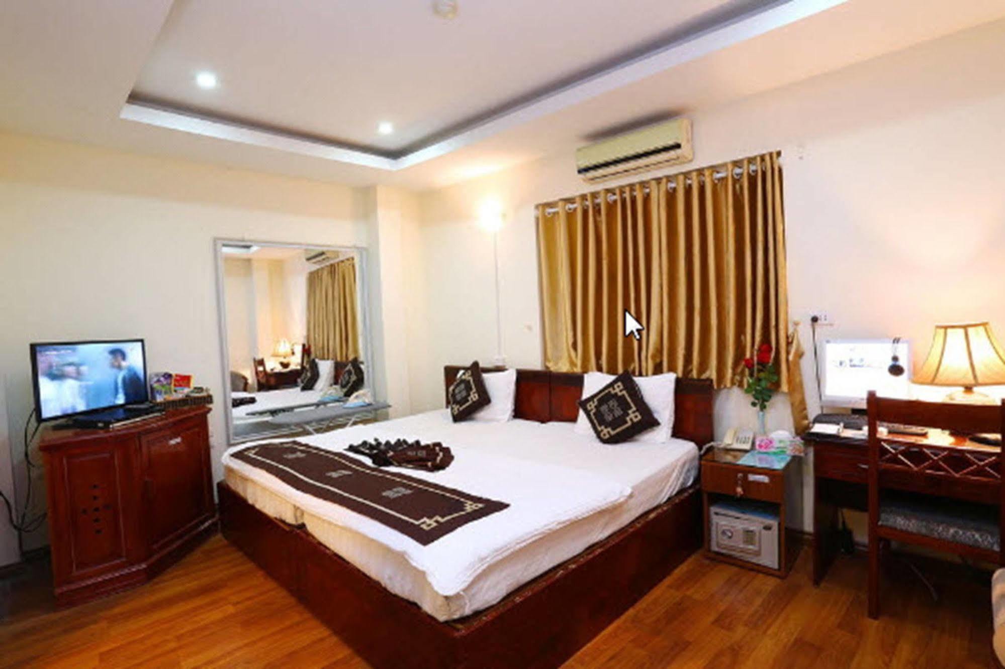 A25 Hotel - 46 Chau Long Hanoi Exterior photo